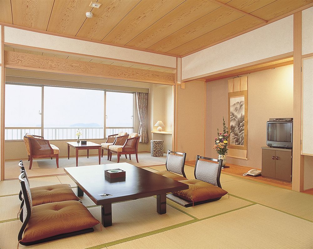 Kaiyoukaku Gamagori Exterior photo